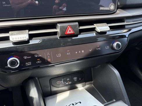 New 2026 Kia Sportage EX AWD/4WD image 28