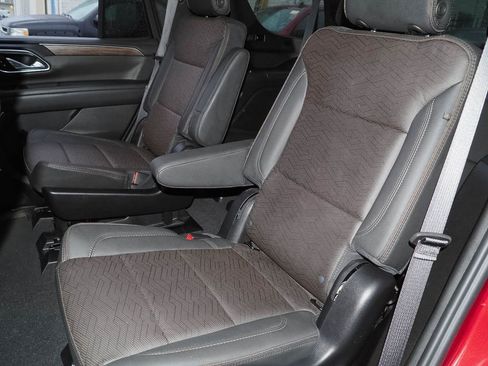 Used 2024 Chevrolet Tahoe High Country AWD/4WD image 20