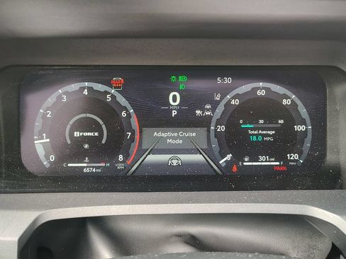 Used 2025 Toyota 4Runner Limited w/ Tow Technology Package AWD/4WD image 33