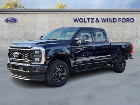Used 2024 Ford F250 Lariat w/ Lariat Ultimate Package AWD/4WD image 3