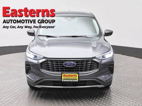 Used 2024 Ford Escape Active FWD image 2