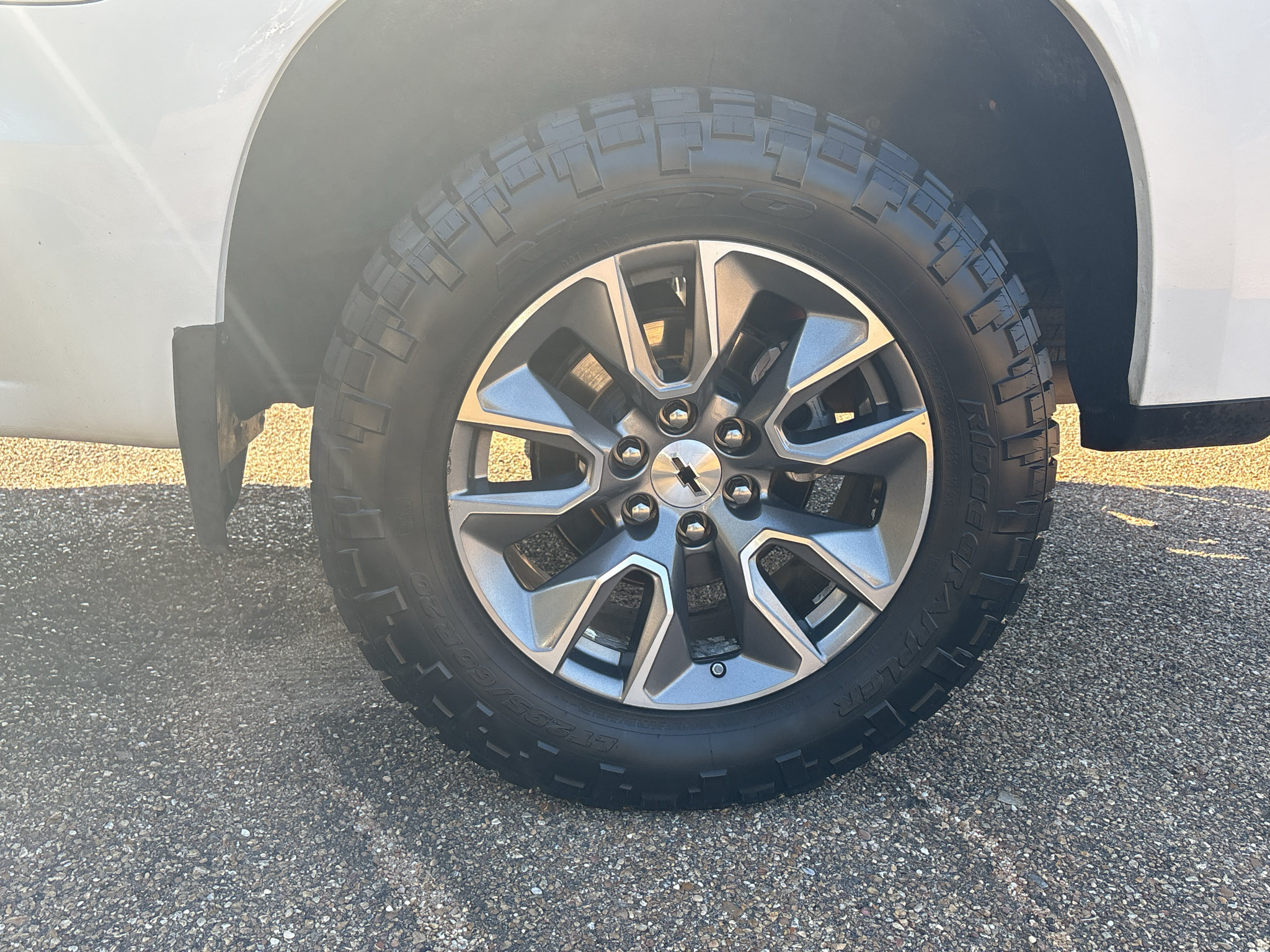 Used 2019 Chevrolet Silverado 1500 RST AWD/4WD image 28