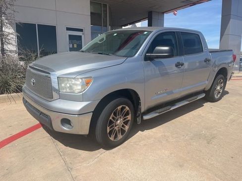 Used 2012 Toyota Tundra Grade w/ SR5 Pkg image 2