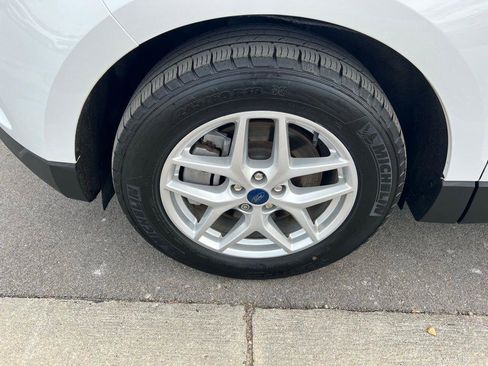 Used 2022 Ford Edge SEL w/ Convenience Package image 13