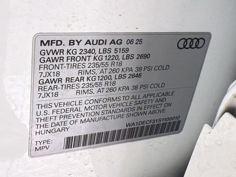 Certified 2025 Audi Q3 2.0T Premium w/ Convenience Package image 18