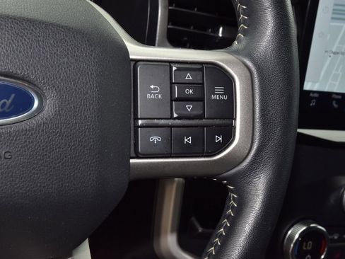 Used 2022 Ford Expedition XLT RWD image 25