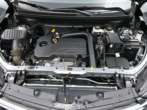 Used 2024 Chevrolet Equinox LS image 15