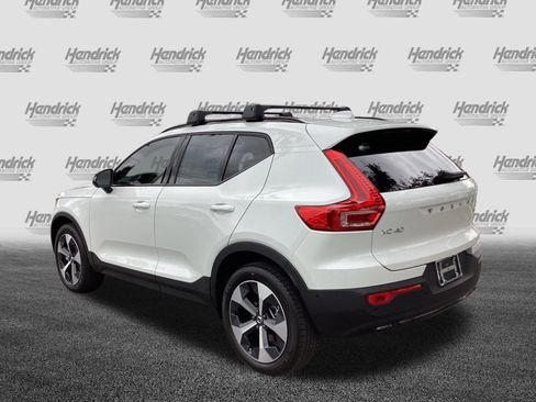 Used 2026 Volvo XC40 B5 Plus w/ Protection Package Premier AWD/4WD image 7