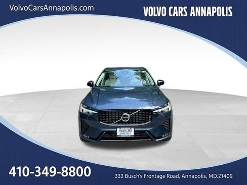 Used 2023 Volvo XC60 B5 Plus w/ Climate Package AWD/4WD image 3