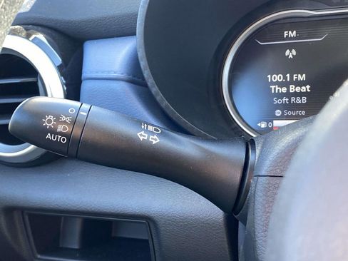 New 2025 Nissan Versa SV w/ Trunk Package image 21