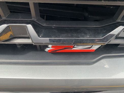 Used 2023 Chevrolet Silverado 1500 LT Trail Boss w/ Protection Package image 10