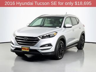 Used 2016 Hyundai Tucson SE w/ Option Group 02 AWD/4WD video 3