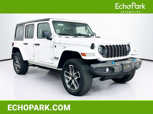 Used 2024 Jeep Wrangler Unlimited w/ LED Headlamp & Fog Lamp Group AWD/4WD image 1