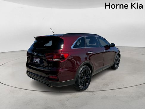 Used 2020 Kia Sorento S image 4