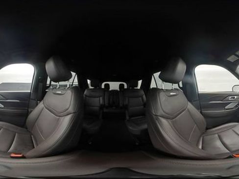 Used 2026 Ford Explorer Platinum RWD image 31
