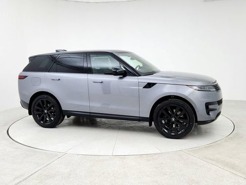 Certified 2025 Land Rover Range Rover Sport SE AWD/4WD image 3