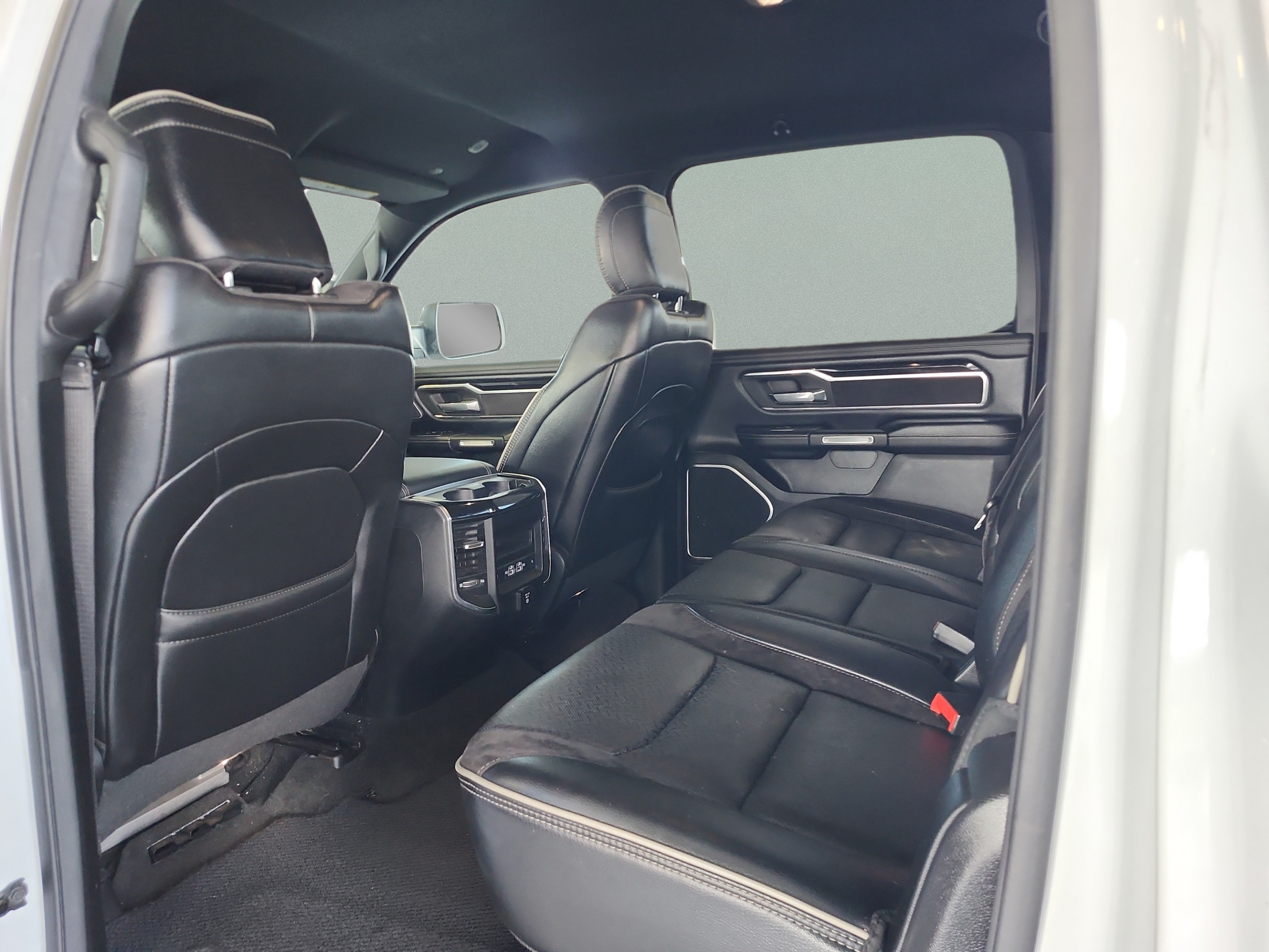 Used 2021 RAM 1500 Laramie w/ Night Edition AWD/4WD image 17