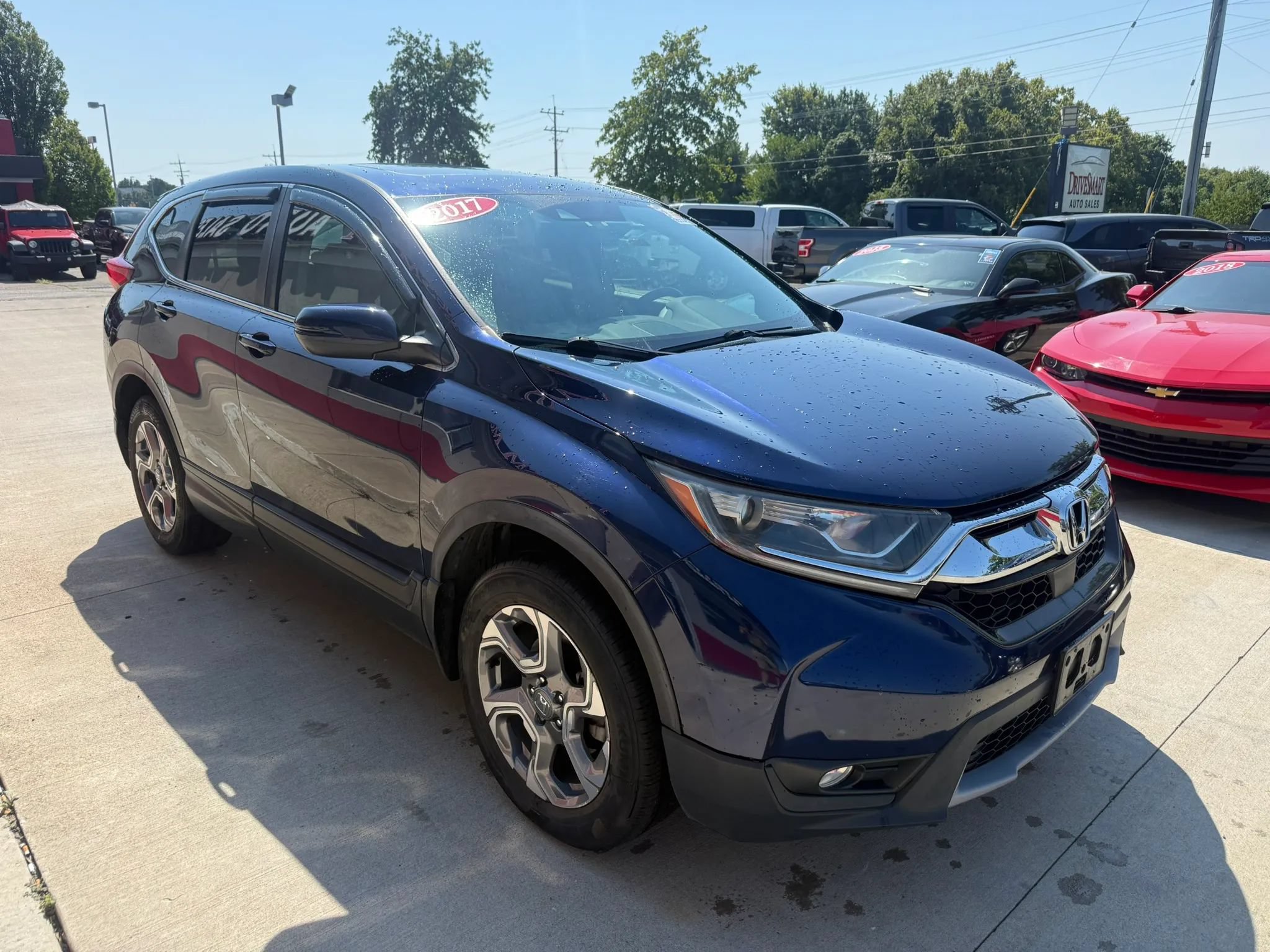 Used 2017 Honda CR-V EX-L image 2