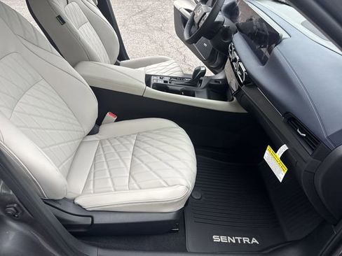 New 2026 Nissan Sentra SL FWD image 10