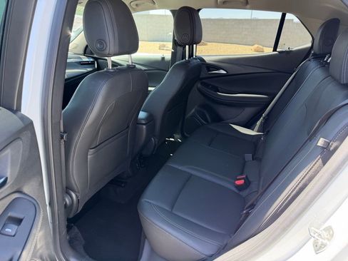 Used 2024 Buick Encore GX Sport Touring image 18