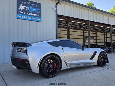 Used 2016 Chevrolet Corvette Z06 w/ Z07 Performance Package RWD image 14