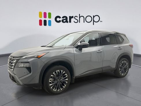 Used 2025 Nissan Rogue SL w/ Tech Package image 1