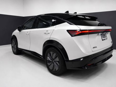 Certified 2023 Nissan Ariya AWD/4WD image 3