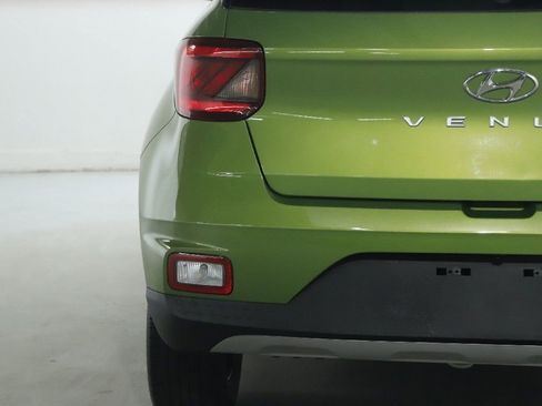 Used 2023 Hyundai Venue SEL FWD image 46