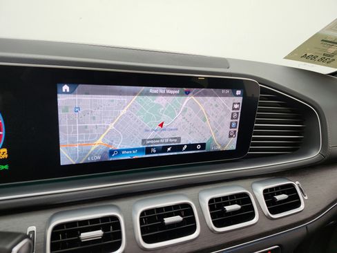 Used 2020 Mercedes-Benz GLS 450 4MATIC image 36