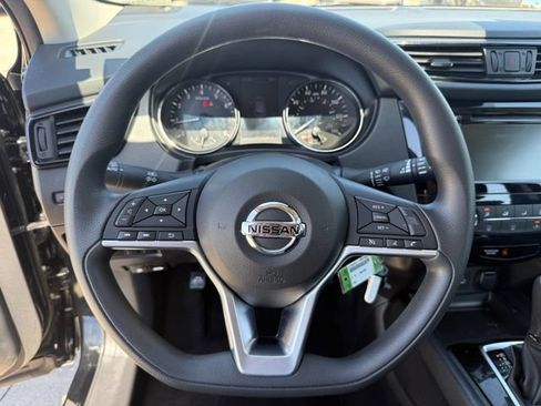 Used 2020 Nissan Rogue Sport S FWD image 14