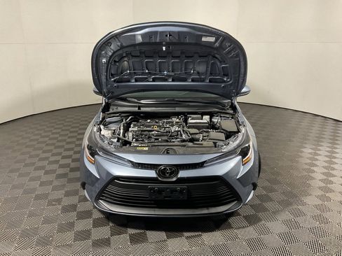 Used 2025 Toyota Corolla LE image 6