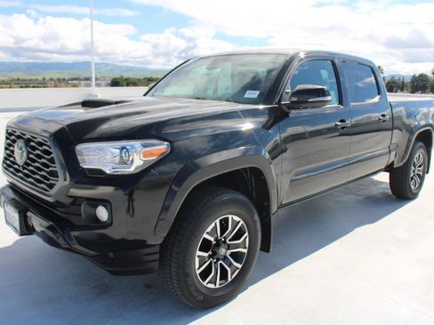 Certified 2023 Toyota Tacoma TRD Sport w/ TRD Premium Sport Package image 7