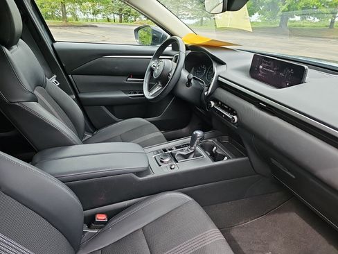 Used 2025 MAZDA CX-50 AWD 2.5 S w/ Preferred Package image 9