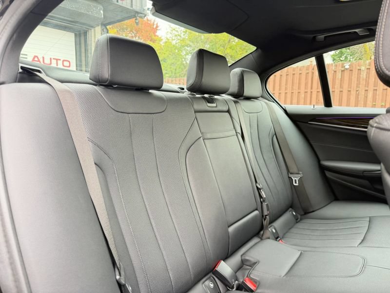 Used 2021 BMW 530i xDrive w/ Premium Package AWD/4WD image 29