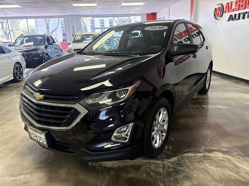 Used 2020 Chevrolet Equinox LS w/ LS Convenience Package FWD image 8