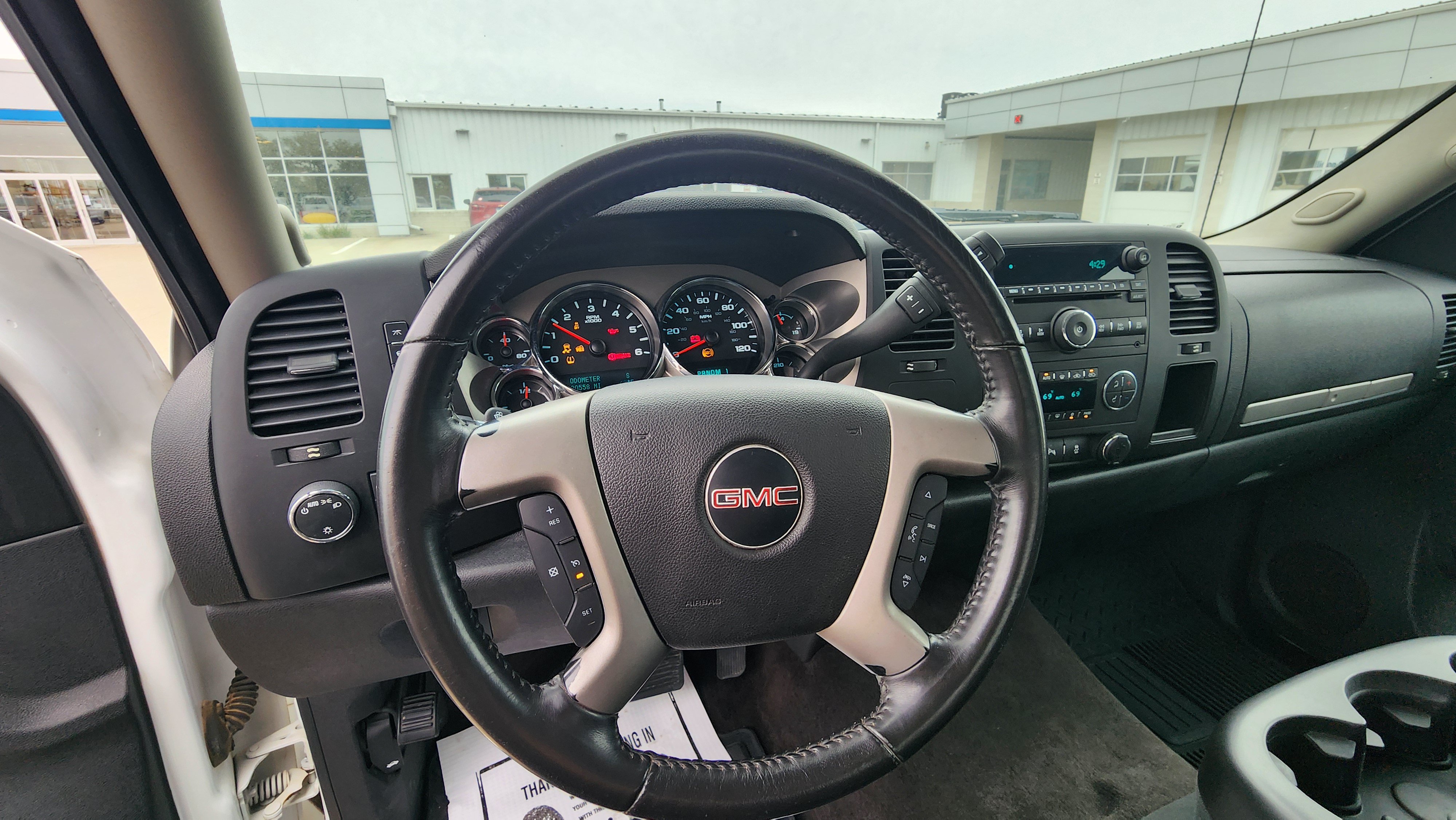 Used 2013 GMC Sierra 2500 SLE w/ SLE Preferred Package AWD/4WD image 14
