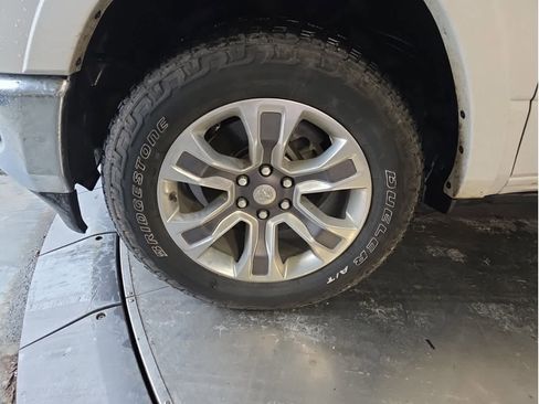 Used 2021 RAM 1500 Limited image 3