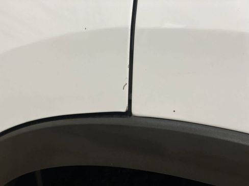 Used 2016 Ford Explorer XLT w/ Equipment Group 202A image 34