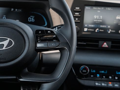 New 2026 Hyundai Elantra Sport FWD image 19