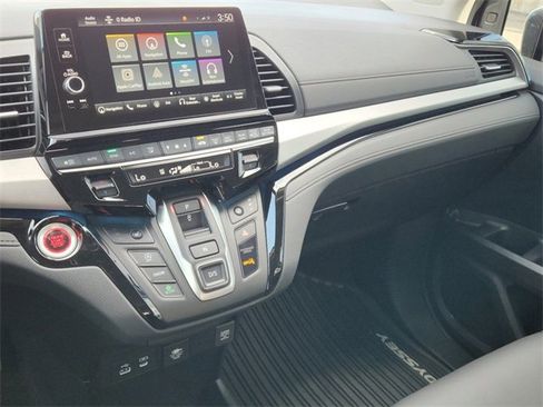 New 2026 Honda Odyssey Touring image 12