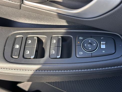 Certified 2025 Hyundai Sonata Limited image 24