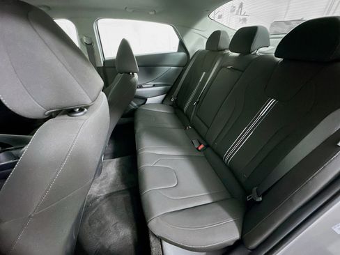 Used 2025 Hyundai Elantra SEL FWD image 26