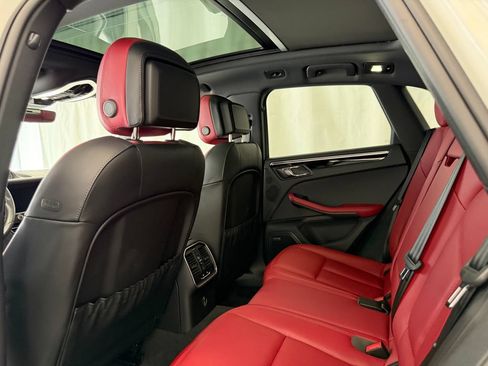 Certified 2024 Porsche Macan Turbo AWD/4WD image 23