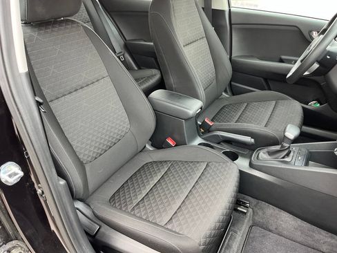 Used 2021 Kia Rio S w/ Option Group 015 FWD image 11