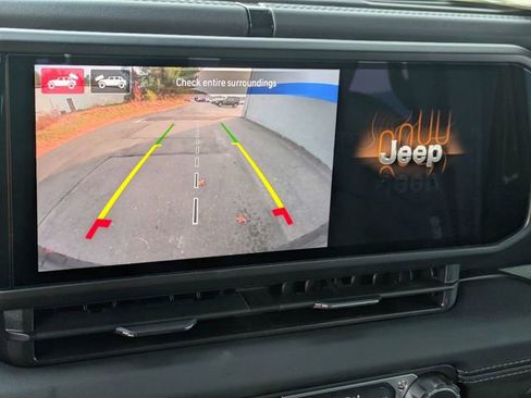 New 2026 Jeep Wrangler Unlimited Sahara AWD/4WD image 26