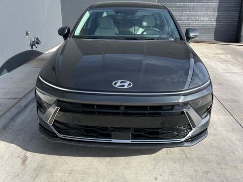 New 2026 Hyundai Sonata Limited image 2