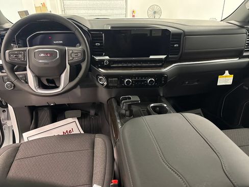 New 2026 GMC Sierra 1500 Elevation AWD/4WD image 13