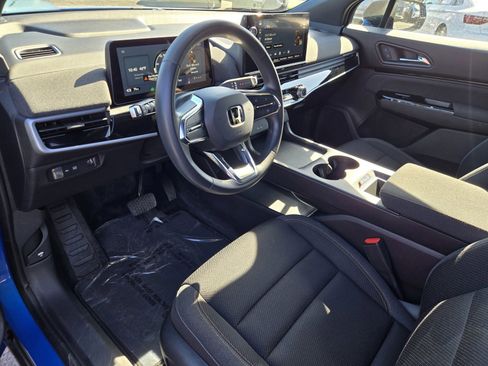 Used 2024 Honda Prologue EX image 10