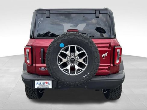 New 2025 Ford Bronco Badlands image 8