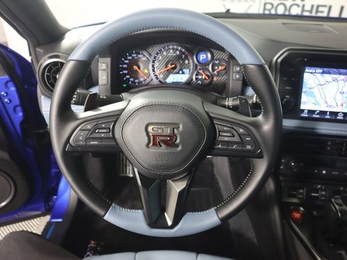 Used 2024 Nissan GT-R Premium w/ Floor Mat Package image 10